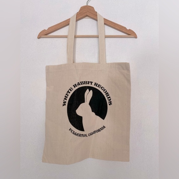 NWOT WHITE RABBIT CANVAS TOTE - Picture 1 of 2